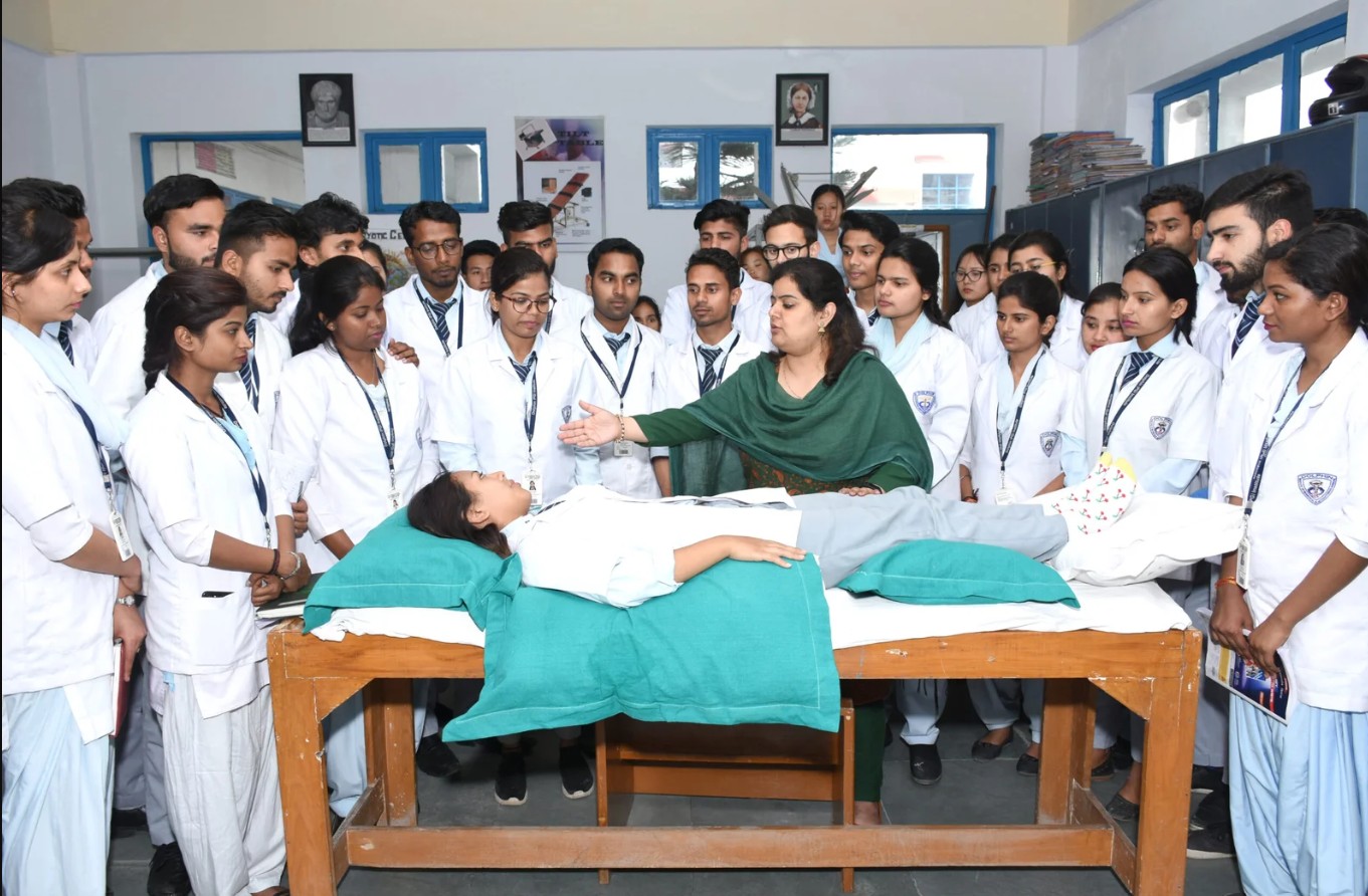 Dolphin (PG) Institute of Biomedical & Natural Sciences